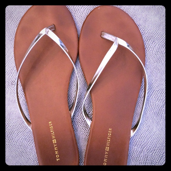 Gold sandals by Tommy Hilfiger - Picture 1 of 3